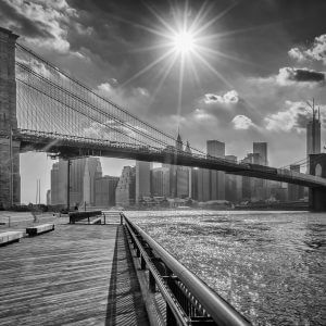 Brooklyn Bridge Black and White – Designer Splashback